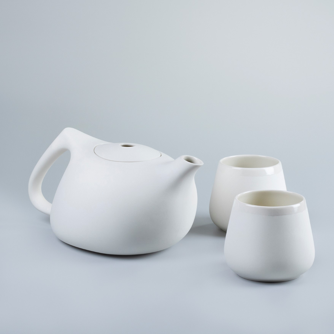 READY STOCK) 6pcs and 1pc Teapot White Alisa/ White Arina Tea Set